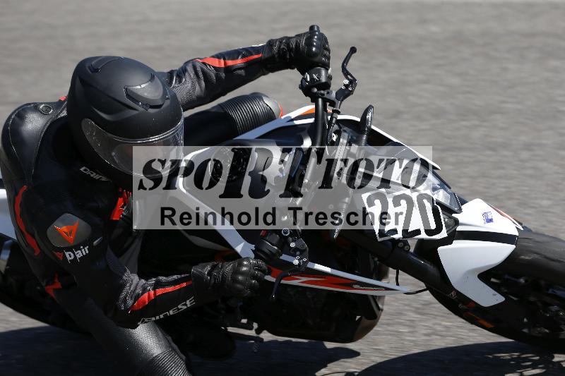 /Archiv-2024/56 10.08.2024 Plüss Moto Sport ADR/Freies Fahren/220